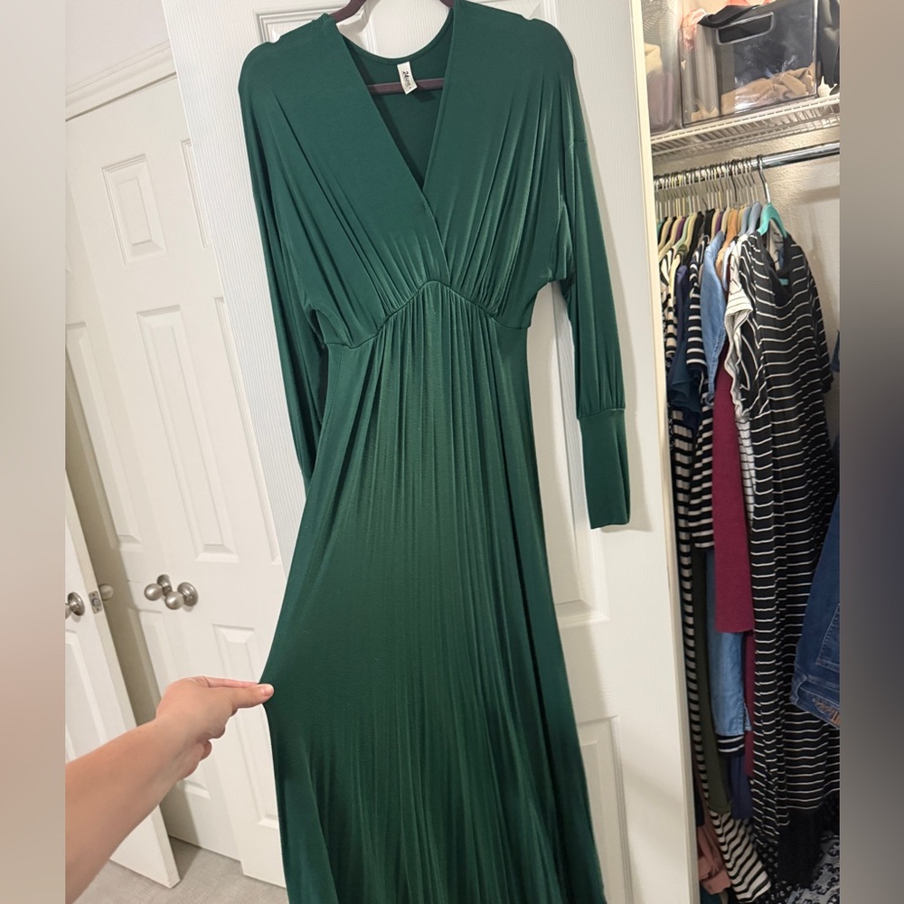 Elegant Green Maxi Dress